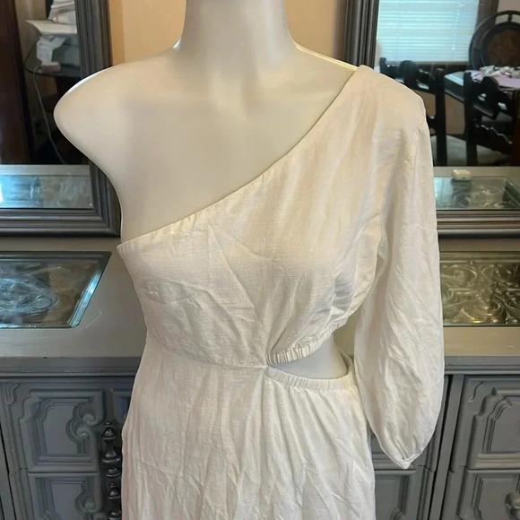 Crescent Lainey Small One Shoulder Midi Dress white - Picture 4 of 12